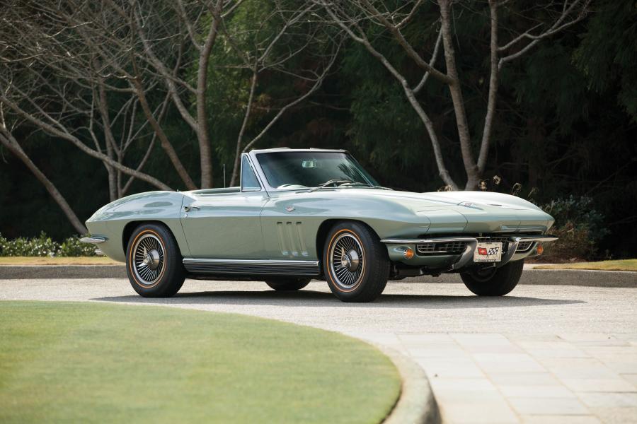  Chevrolet Corvette Stingray 327 Convertible 1966 года  (фото 6 из 9)